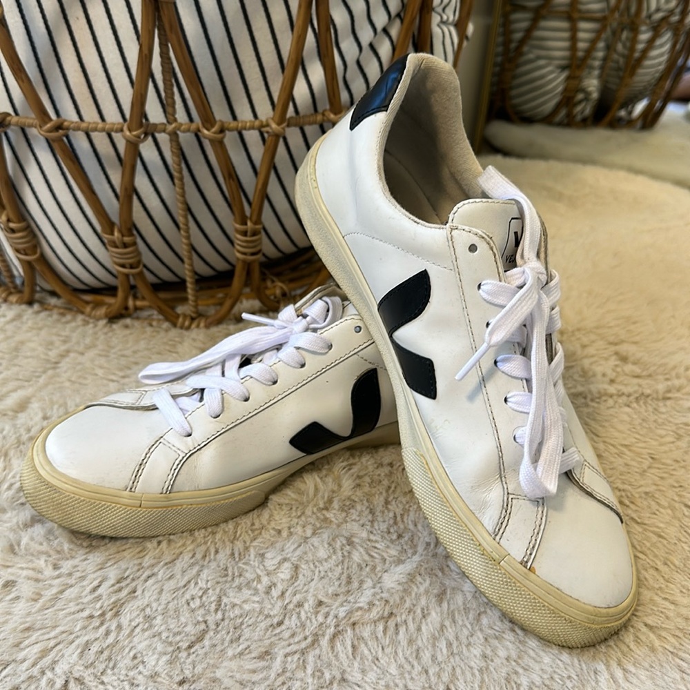 Veja Esplar Leather Sneakers